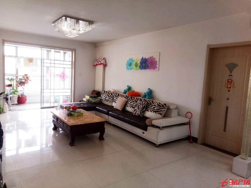 觀景房，精裝修，學(xué)區(qū)房，無(wú)公攤