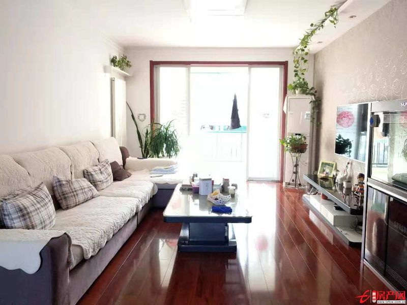 通盛上?；▓@，豪華裝修，黃金樓層，贈送部分家電家具