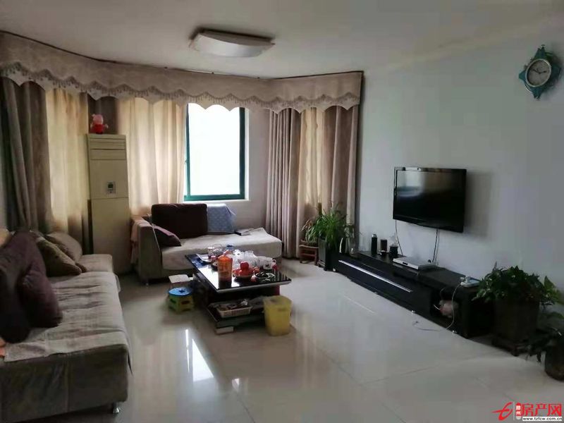 濱江國(guó)際花園二期，黃金樓層，精裝修，可以貸款