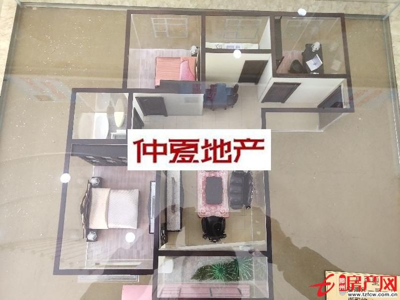 北辛學區(qū)鑫源尚城3室?guī)к囄?9萬