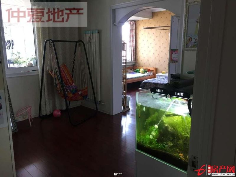 北辛正宗學區(qū)房  滕陽麗都3樓帶車位?。。?！