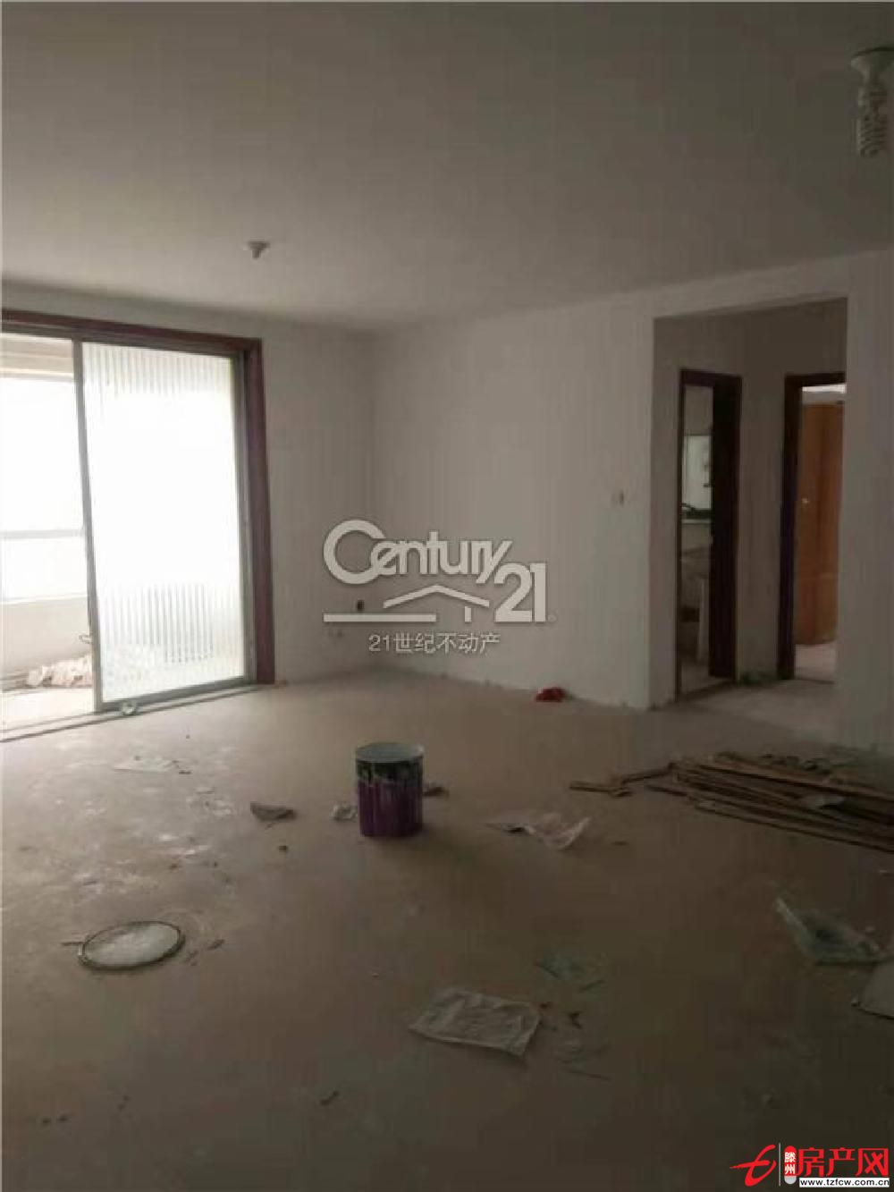 愛家豪庭多層三樓帶100平米左右平臺(tái)有證可貸款，北辛學(xué) 區(qū)房