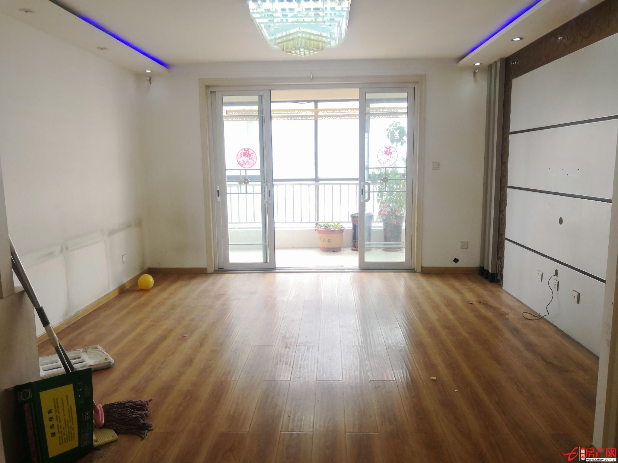 城南，滕都帝景，精裝修，全明大三室，證五可貸款有鑰匙中層