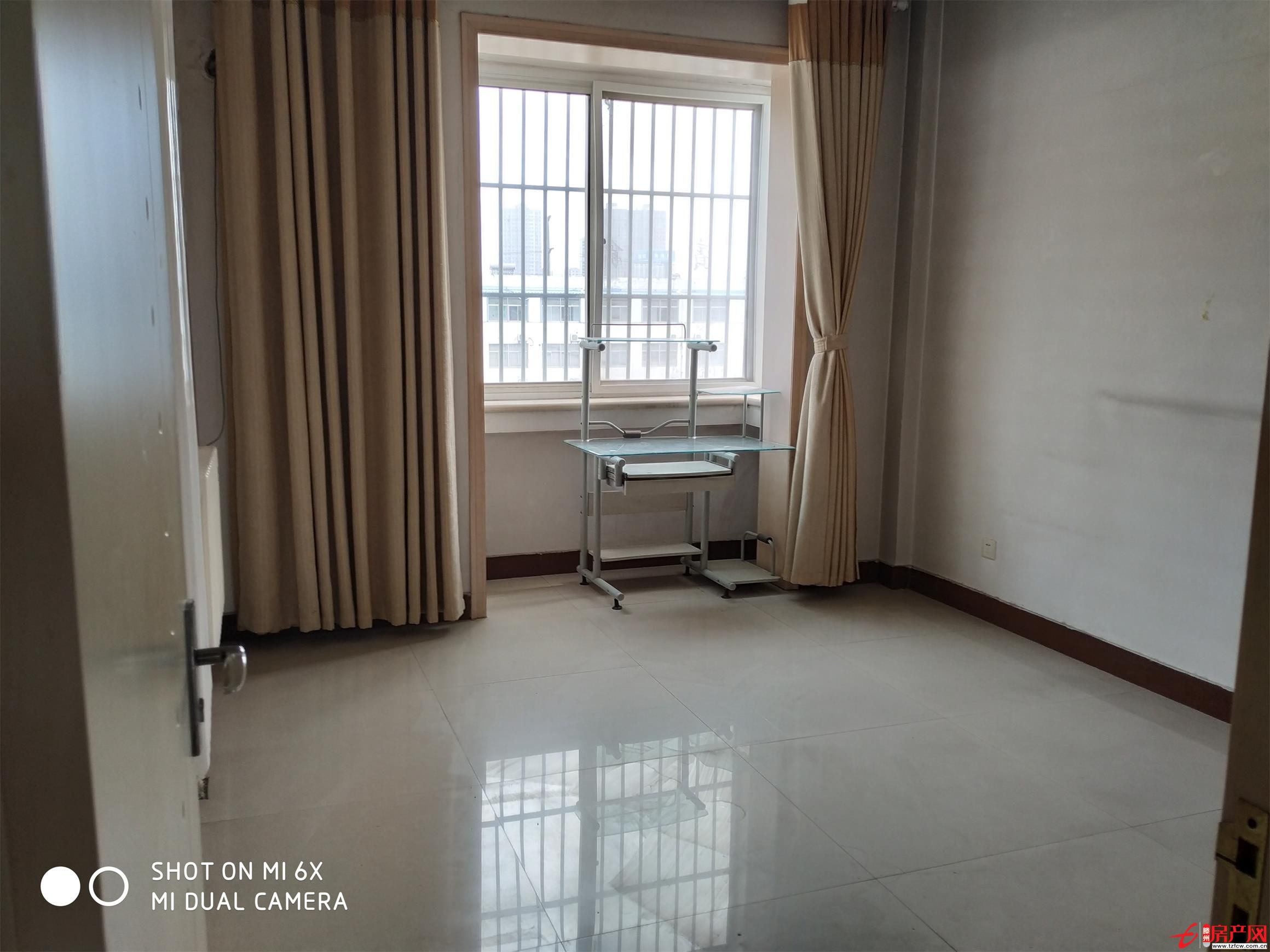 滕陽麗都學(xué)區(qū)房，帶閣樓，送車庫