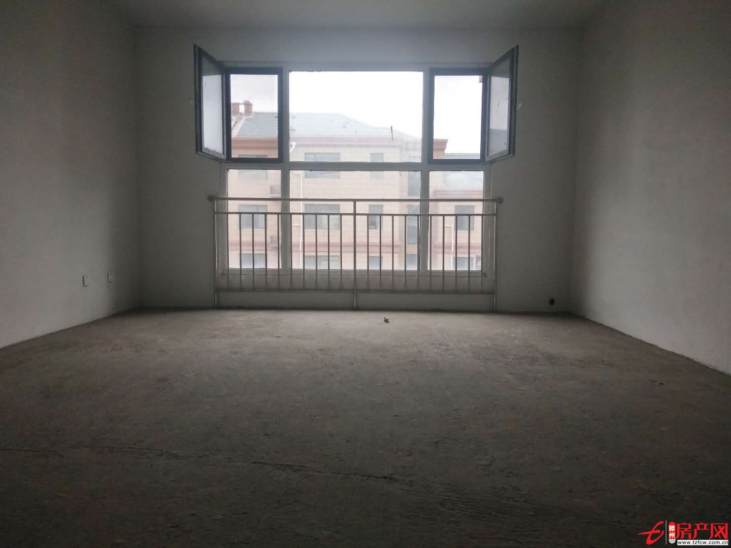 看了就想讓人買的房子左岸名郡電梯洋房 可分期 3室2廳2衛(wèi)