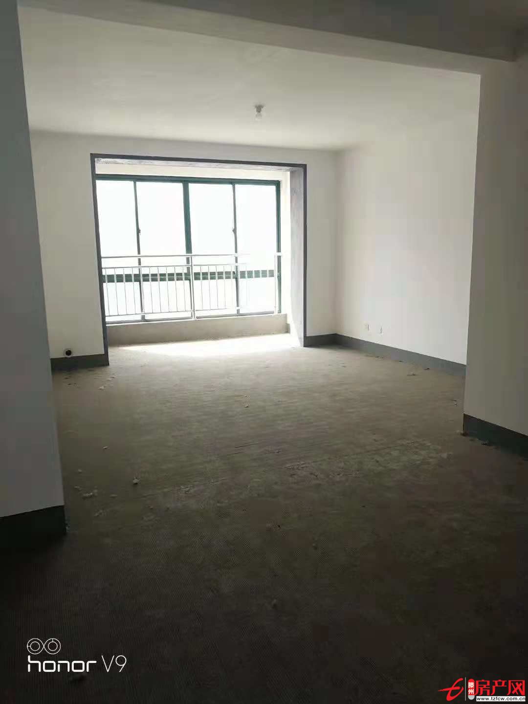 東城名景，四室兩廳兩廳，大平層，緊靠植物園，售樓處直接寫名，