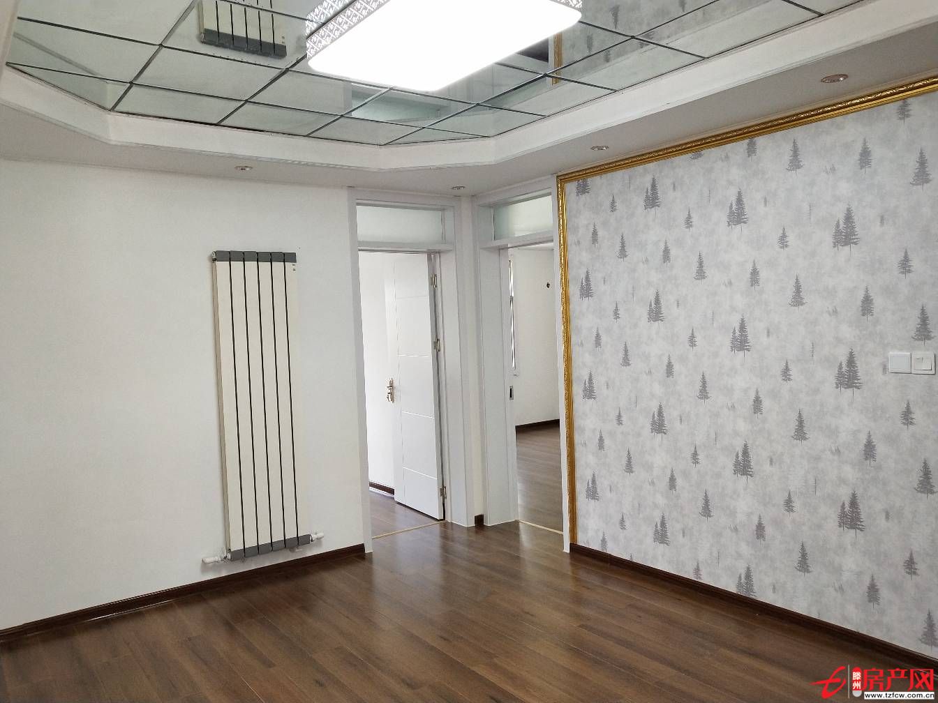 奎文小區(qū) 三室精裝修 黃 金二樓 可貸款 滿五春秋閣 尚賢居