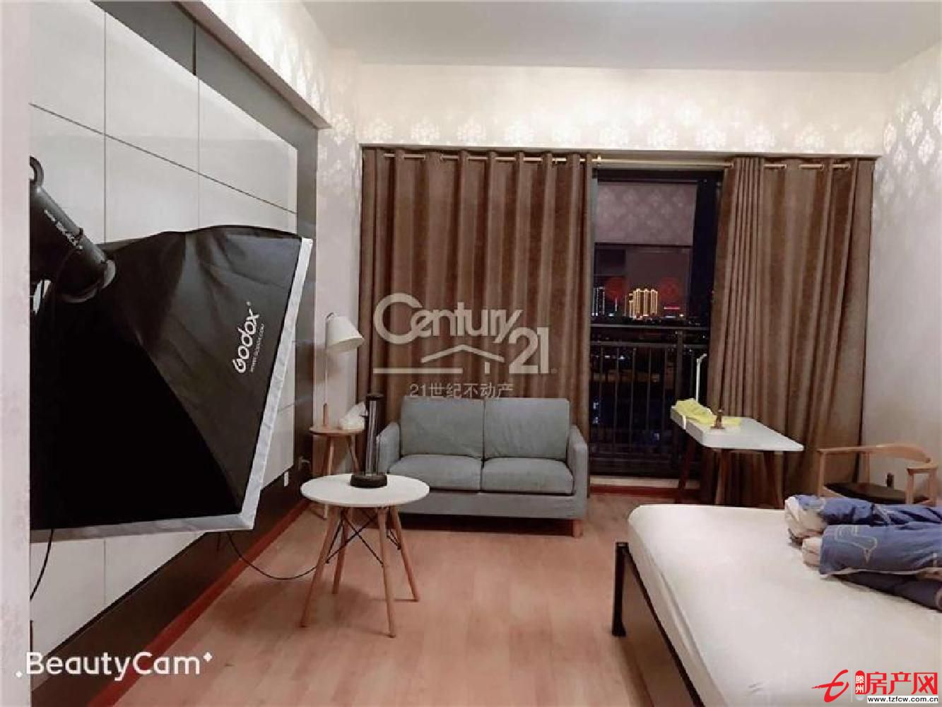 翔宇經(jīng)典公寓，豪華裝修，緊靠市政府，市民廣場