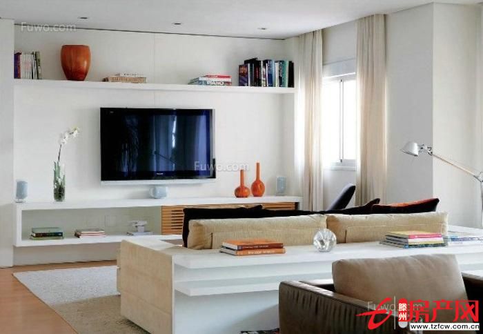 魯東小區(qū)精裝修買點(diǎn)家具就可以住