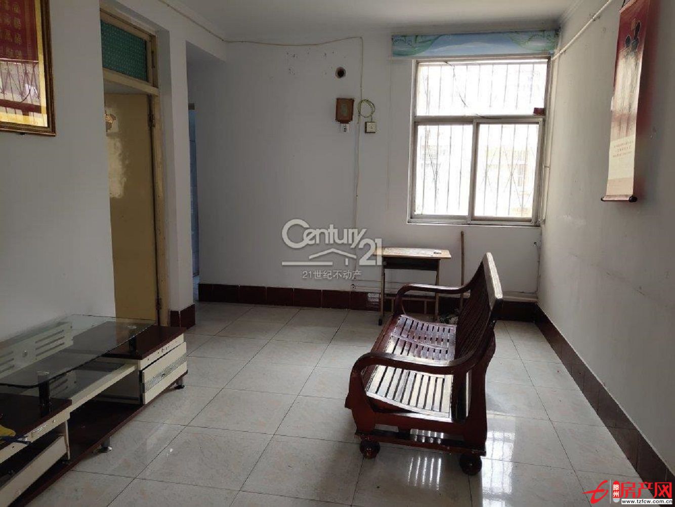 金城東區(qū) 多層二樓 經(jīng)典三居室戶型 證滿五年可貸款 南北通透