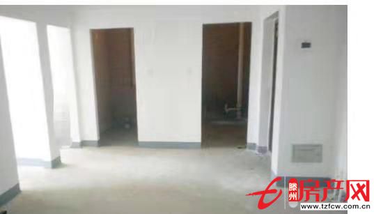 市府旁邊，黃金樓層，前無遮擋，幼兒園后，超值之選