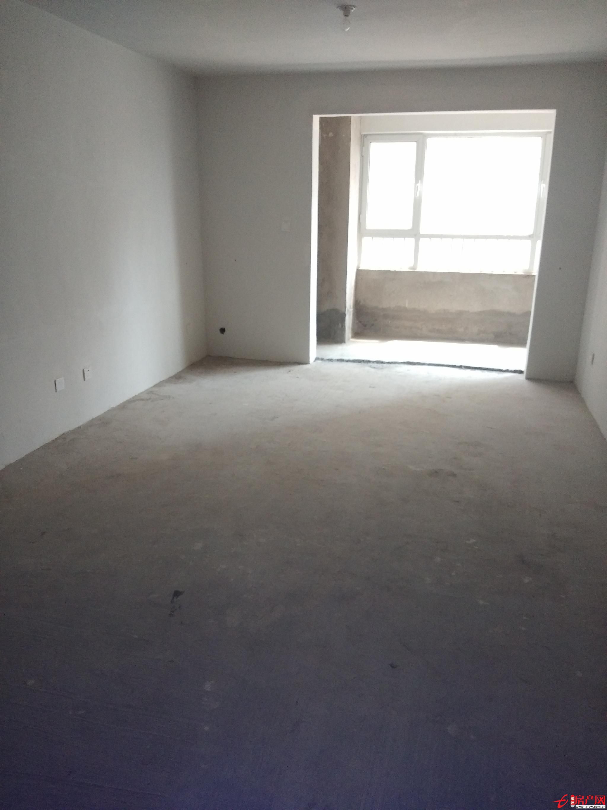 金河灣兩室毛坯房 好樓層