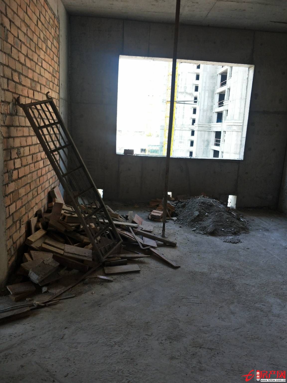 尚善文苑邊戶南北通透綁定車位儲(chǔ)藏室中間樓層可貸款