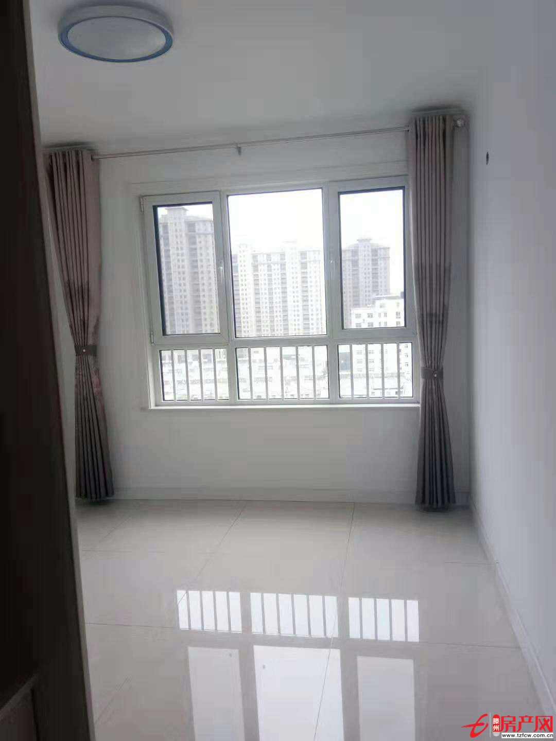 熙城國際誠園戶型設(shè)計合理，好樓層，三室兩廳