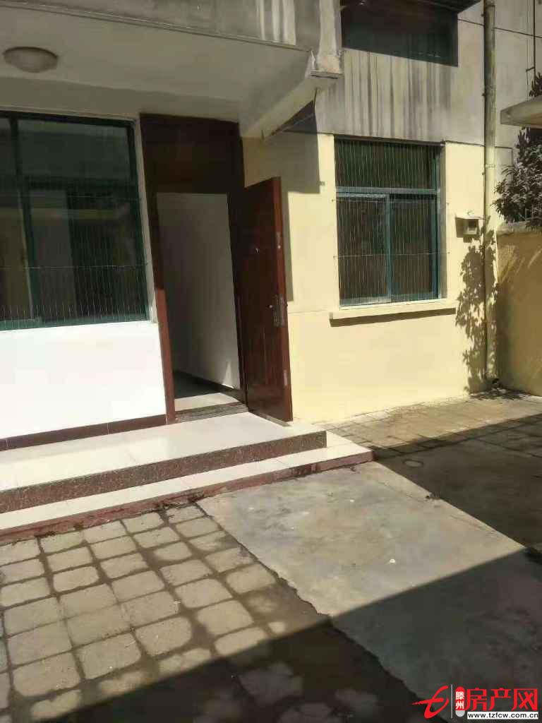 荊善花園可貸款，滿五過戶費(fèi)低，采光好