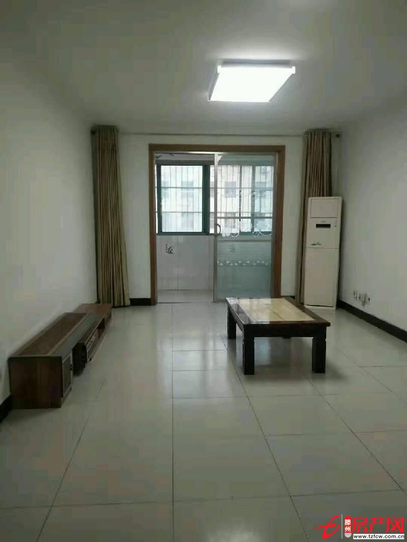 東方佳苑南北通透送全部家具，證滿五年可貸款，隨時(shí)看房