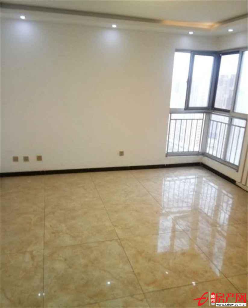 威尼斯四區(qū)精裝修直接可以入住新證配合貸款標準的學區(qū)房