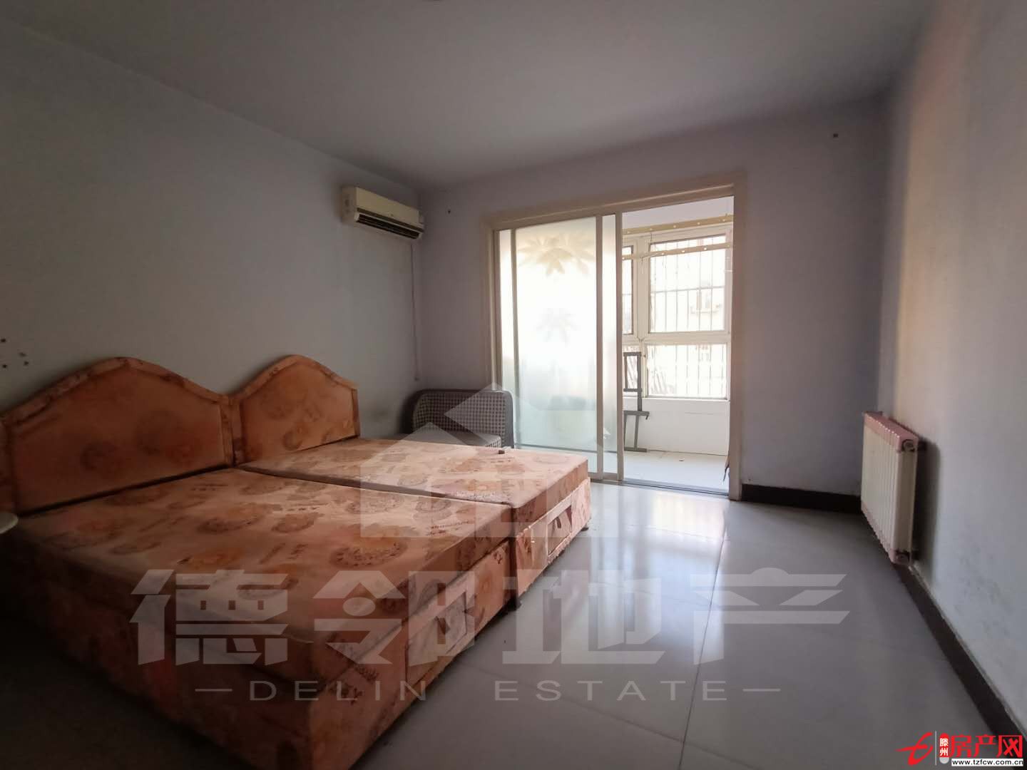 步行街西側(cè)凱旋國際