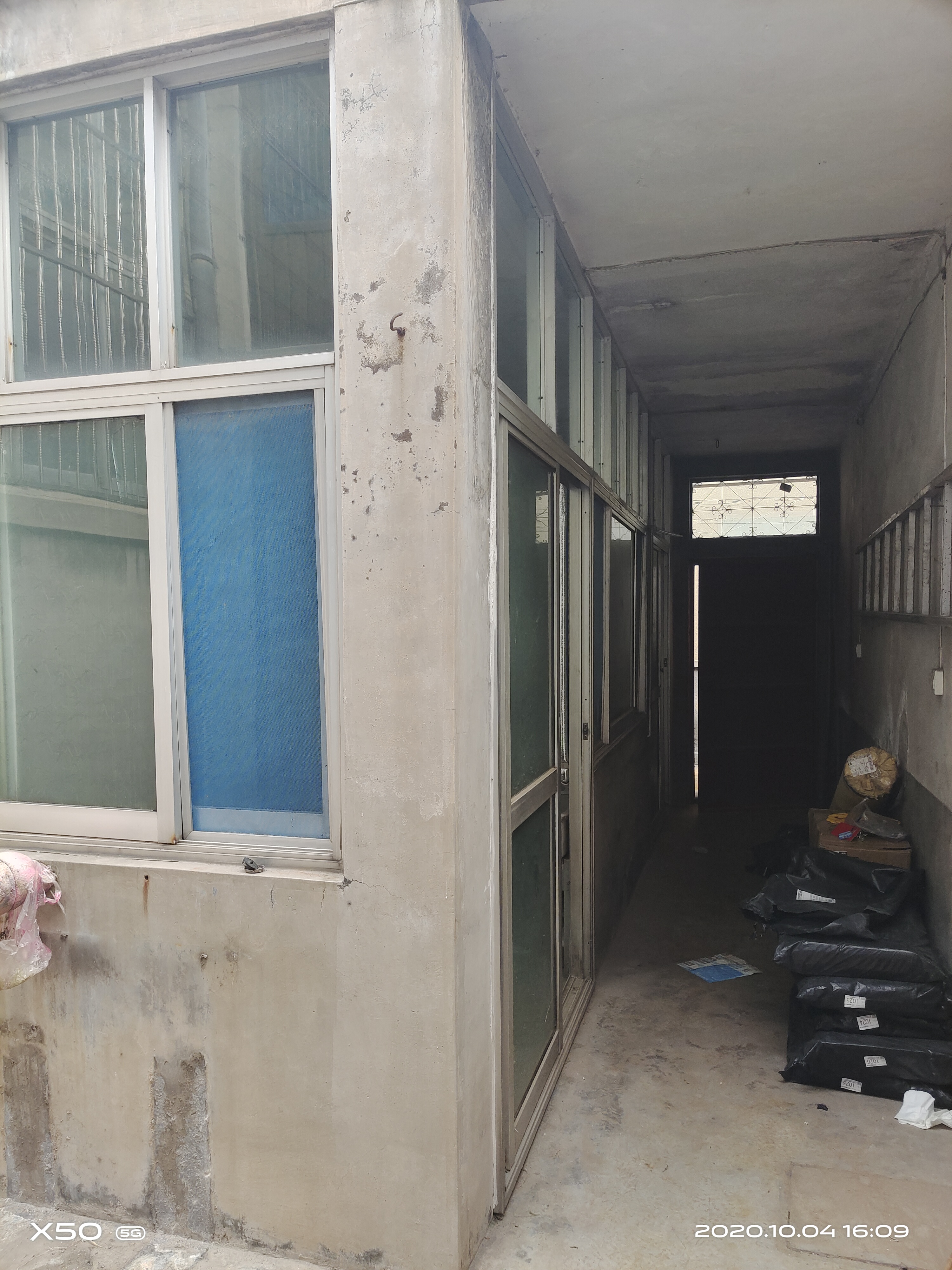 北辛學區(qū)房農(nóng)業(yè)銀行總行獨院