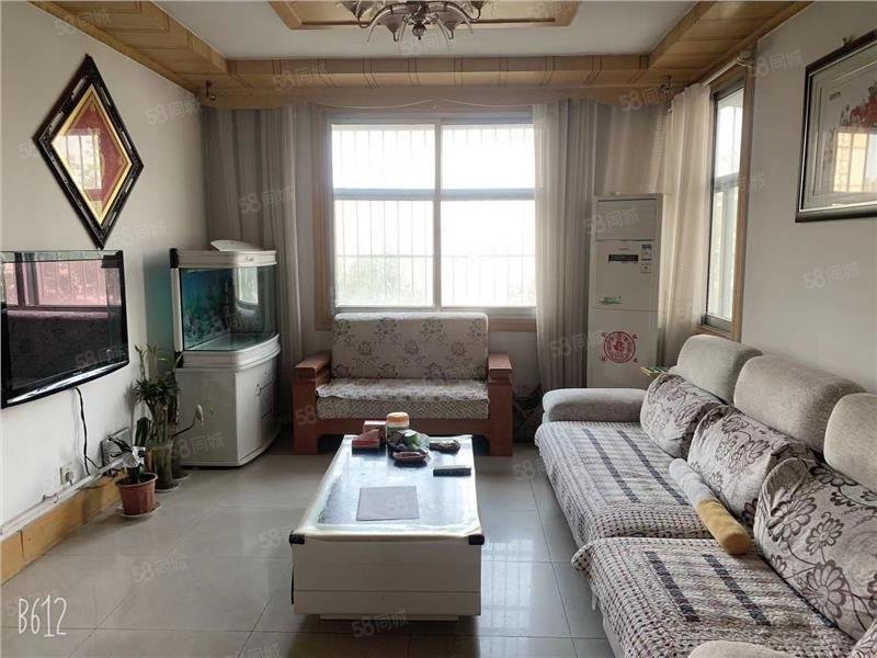 洋房，別墅，將軍樓，荊河小區(qū)4室2廳1衛(wèi)，免費車位，免物業(yè)費，公攤少，實用面試和高層160平米差不多