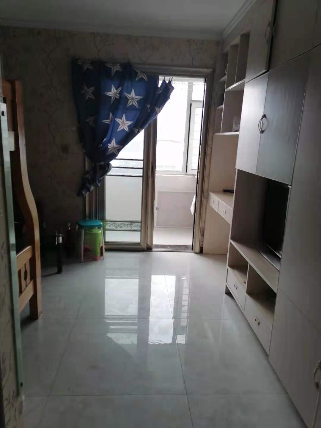 人和藍(lán)灣精裝修暖氣家具家電