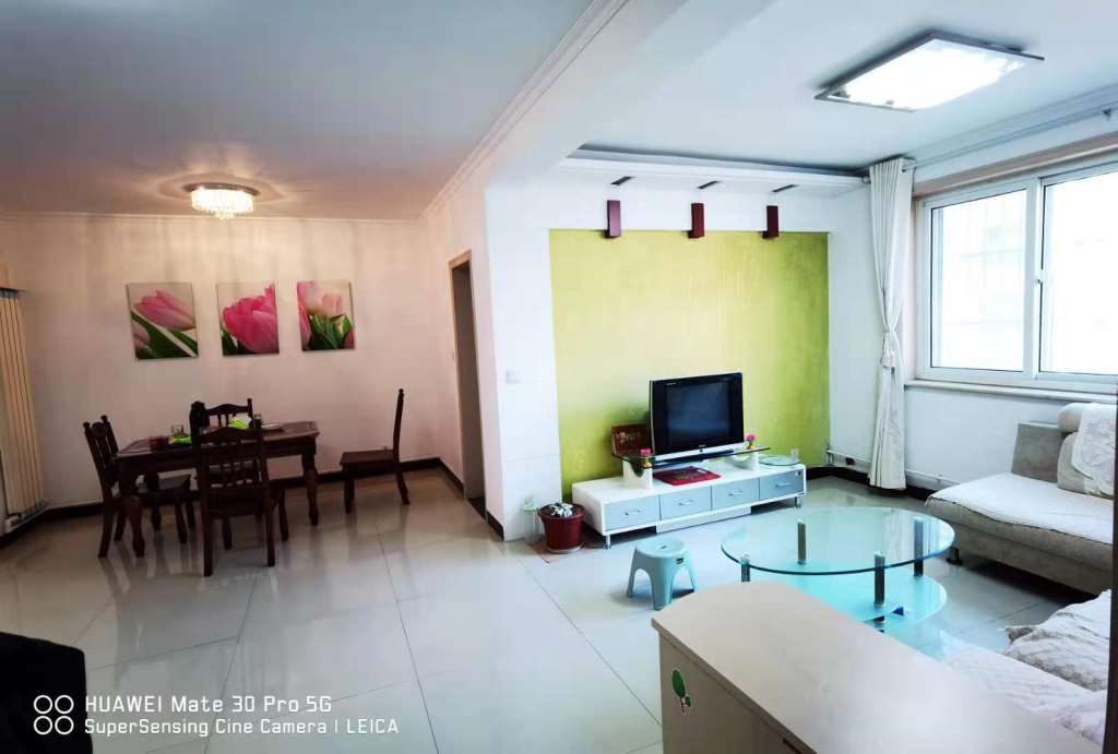 匯龍安東花園中層3室2廳126平方115萬