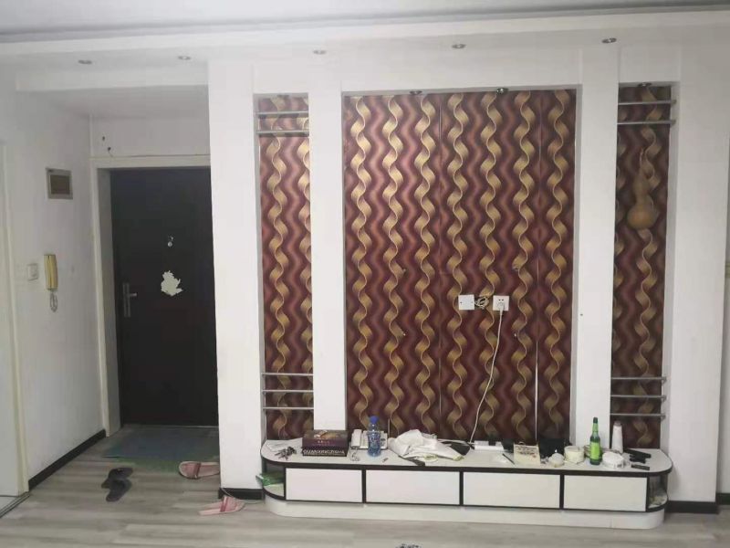 毛坯3室1廳1衛(wèi)95m2110萬(wàn)元