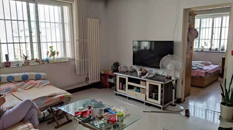 陽(yáng)光麗景小區(qū)普通裝修3室1廳1衛(wèi)93m291萬(wàn)元，價(jià)格可議