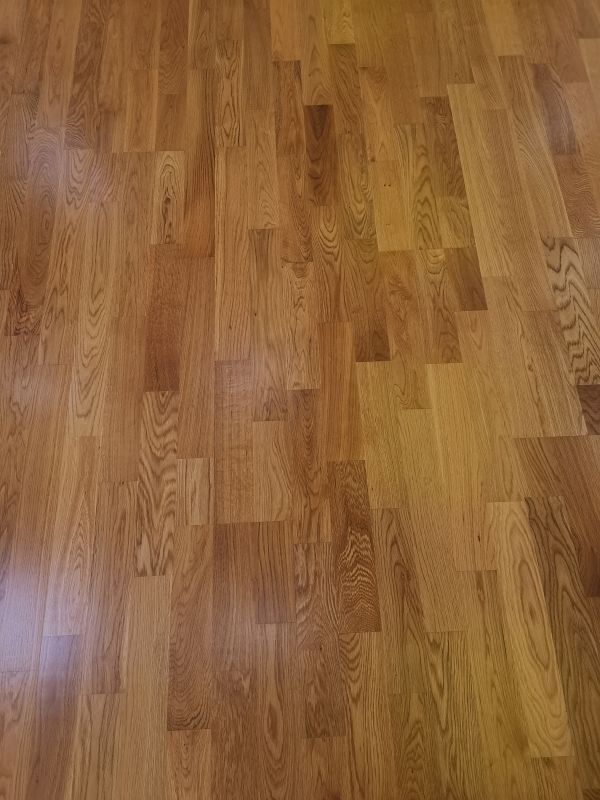 精裝修3室2廳1衛(wèi)131m2154萬元