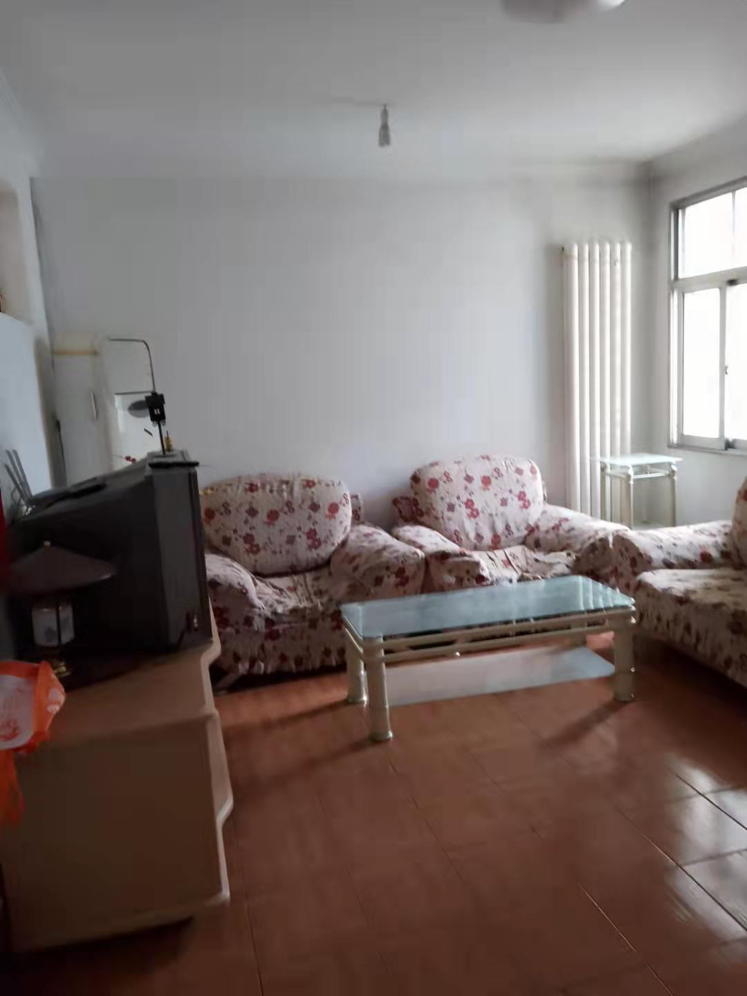 精裝修！3室1廳1衛(wèi)76m2，溫馨舒適有鑰匙，好房急租。