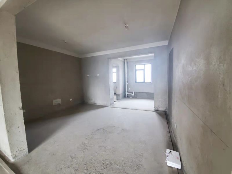 涵翠苑A區(qū) 新房未住 5室2廳 196平 205萬 可貸款  證滿兩年