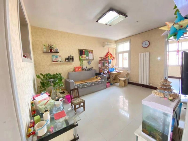 北安居小區(qū)三室大客廳~南北通透80平滿五隨時看房