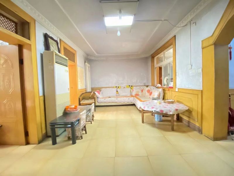 急!急!急安居小區(qū)一樓超~值出售90平85萬南北可公積金