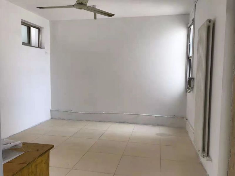 普通裝修3室1廳1衛(wèi)78.18m256.8萬元