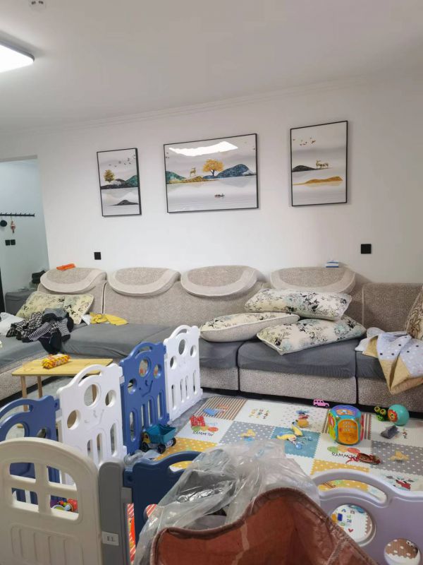 北辛杏騰國(guó)際小區(qū)精裝修3室2廳1衛(wèi)115m2家具家電齊全1500元/月