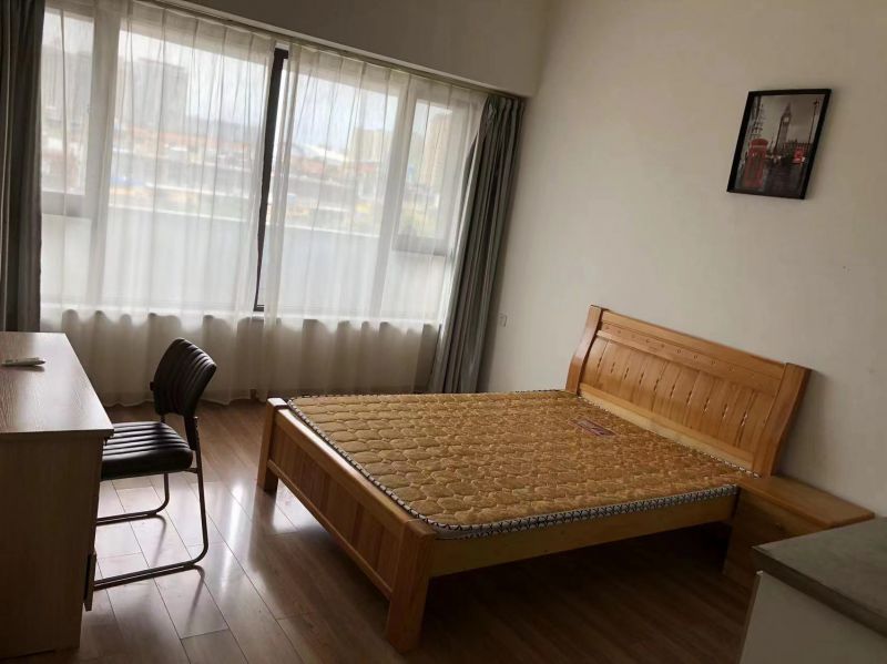 和家園公寓帶電梯精裝修東西齊全拎包入住一年1萬1室1廳1衛(wèi)40m2833元/月