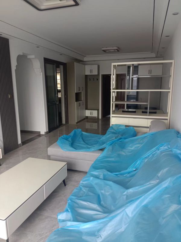 精裝修3室1廳1衛(wèi)126m22200元/月