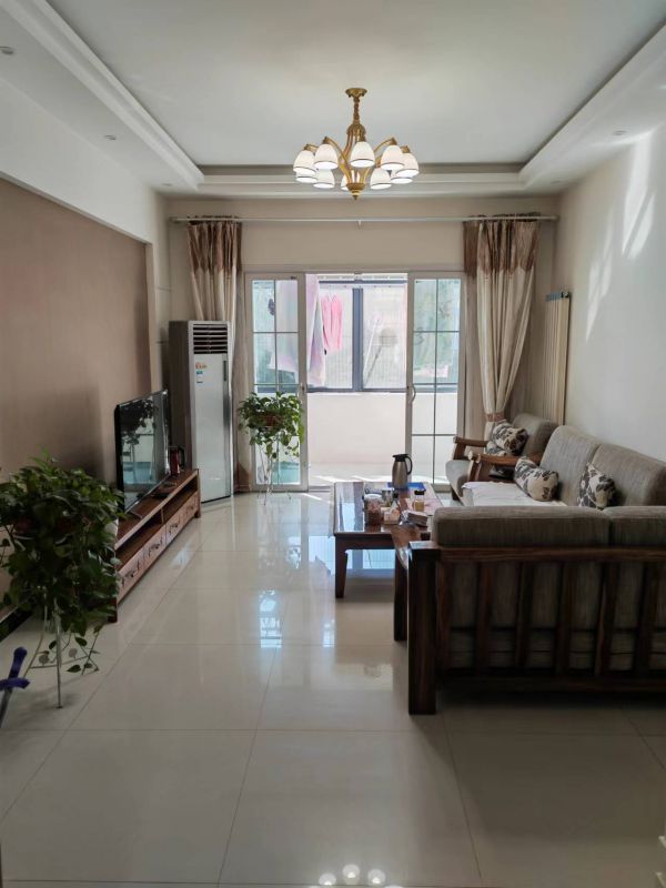 精裝修3室2廳2衛(wèi)162m2150萬元