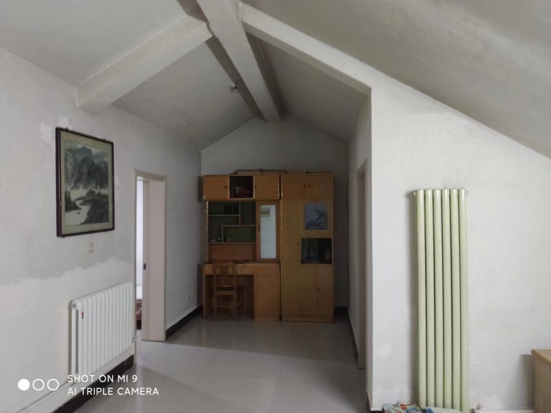 普通裝修2室2廳1衛(wèi)90m2750元/月