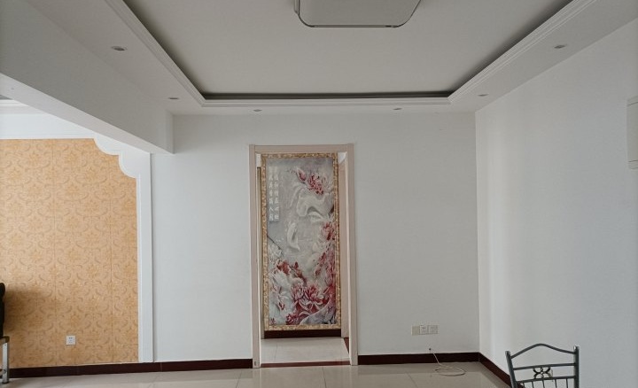 精裝修2室2廳1衛(wèi)110m21700元/月