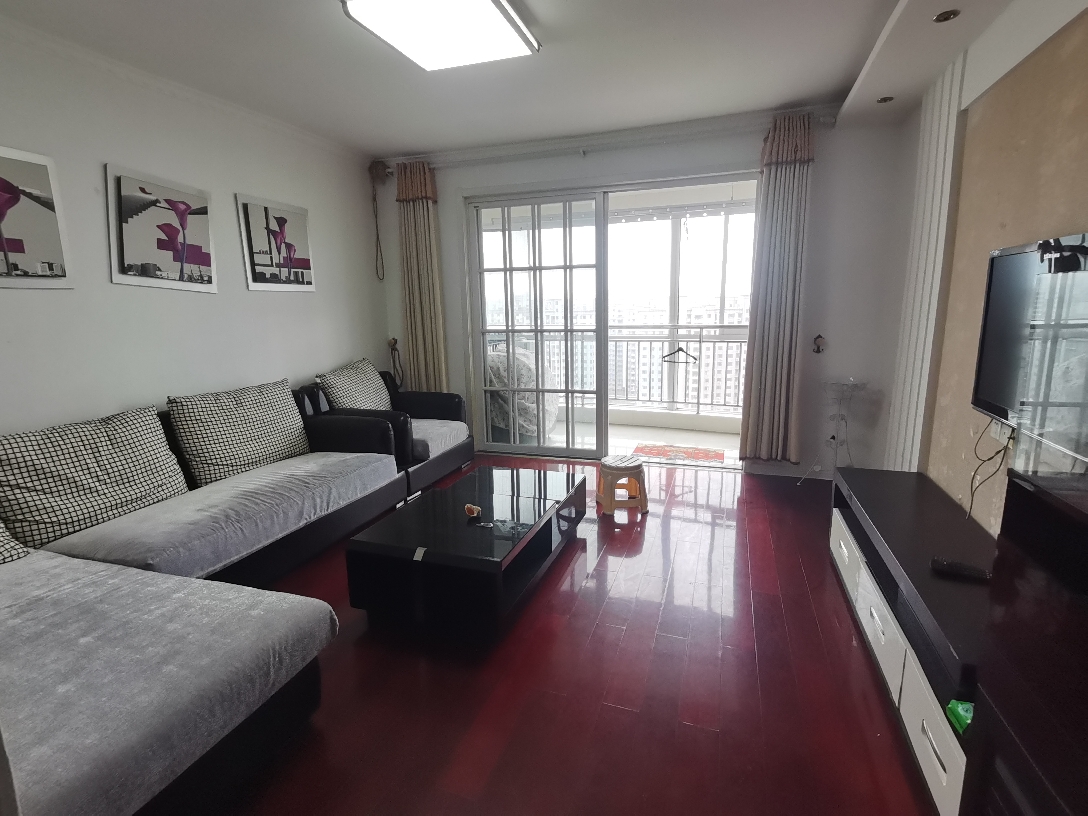 陽(yáng)光麗景 品質(zhì)小區(qū)！2室2廳1衛(wèi)97m2全明戶(hù)型，朝向采光好。