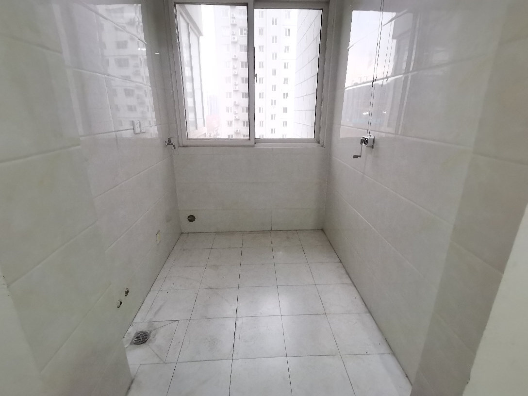 和諧康城E區(qū) 3室2廳1衛(wèi)104m2110萬元