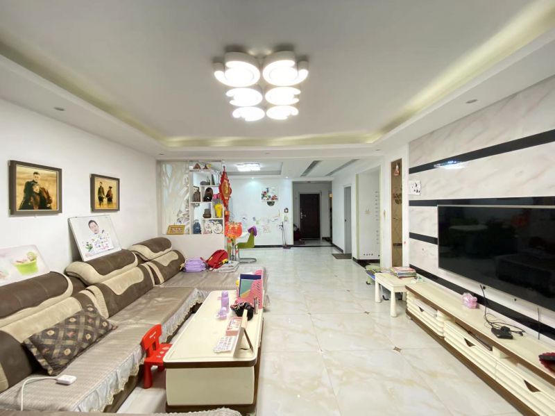 狀元府 中間好樓層 送儲(chǔ) 精裝修1室0廳0衛(wèi)136m2129萬(wàn)元