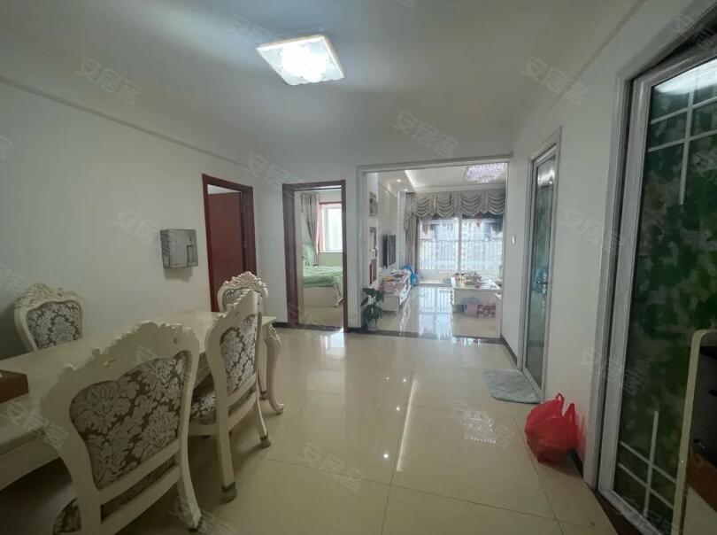 涵翠苑C區(qū) 2室2廳1衛(wèi)  92.3m2  107萬元