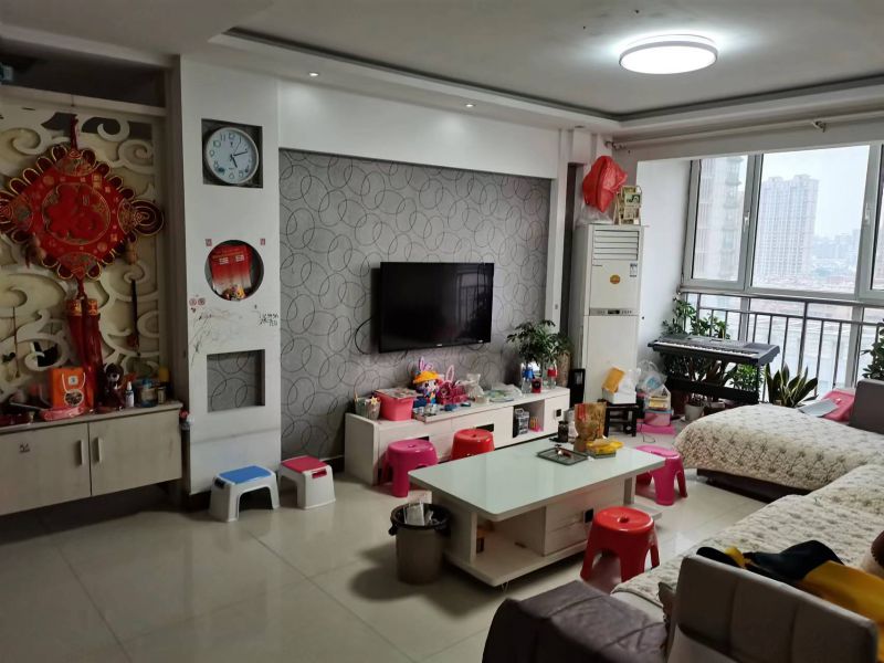 普通裝修2室2廳1衛(wèi)92.4m298萬(wàn)元