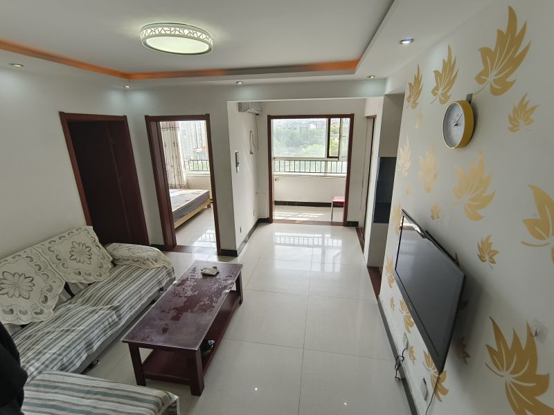 精裝修2室2廳1衛(wèi)80m276萬元