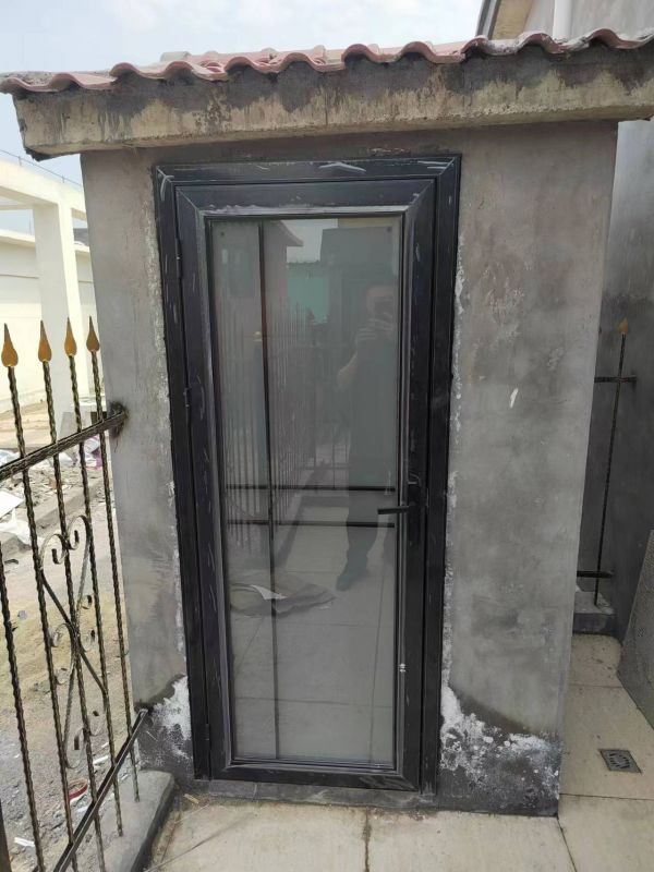 普通裝修1室1廳1衛(wèi)43m2800元/月