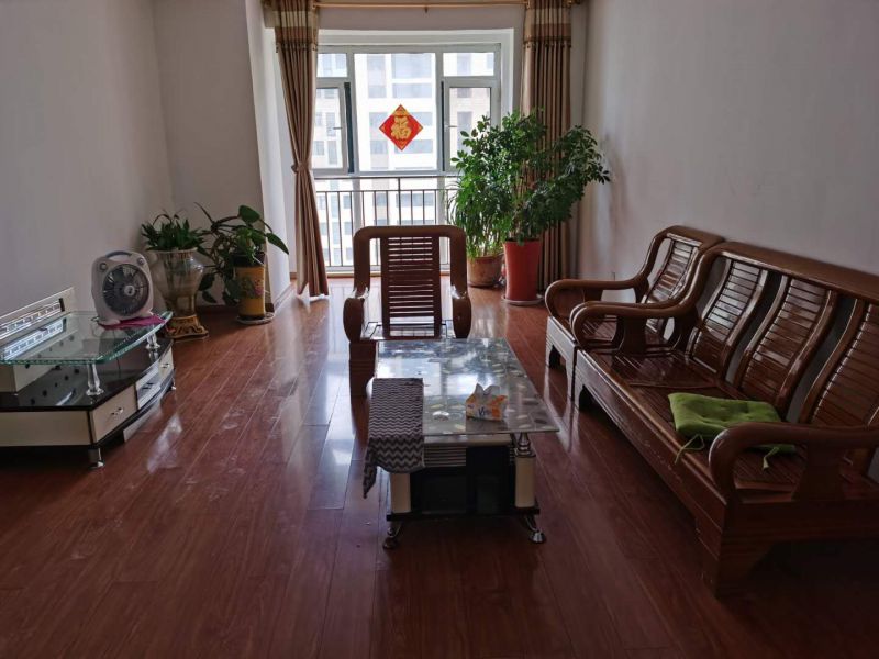 滕州人和藍(lán)灣小區(qū)、新一中、實(shí)驗(yàn)高中，學(xué)區(qū)房出租