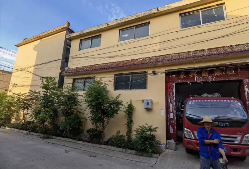 五里屯獨院交通方便