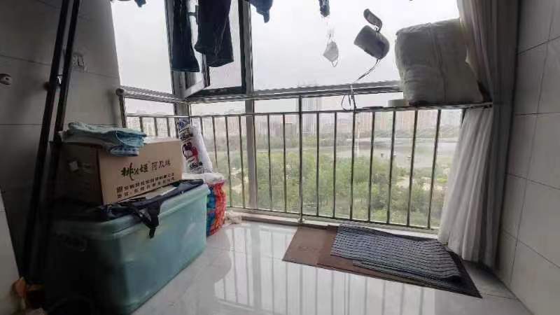 精裝修3室2廳2衛(wèi)120m22100元/月